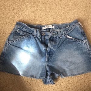 Thrifted Tommy Hilfiger shorts